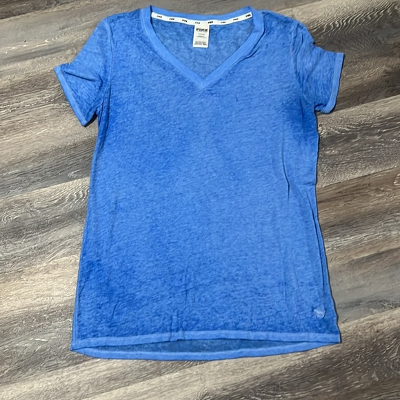 Victoria Secret Pink T-shirt - Picture 3 of 3